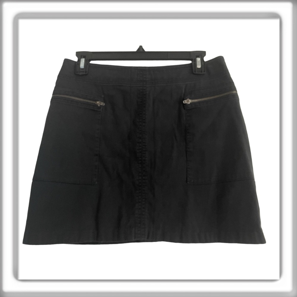 KENNETH COLE Women’s Black Corduroy Mini Skirt Front Zipper Pockets Size 6